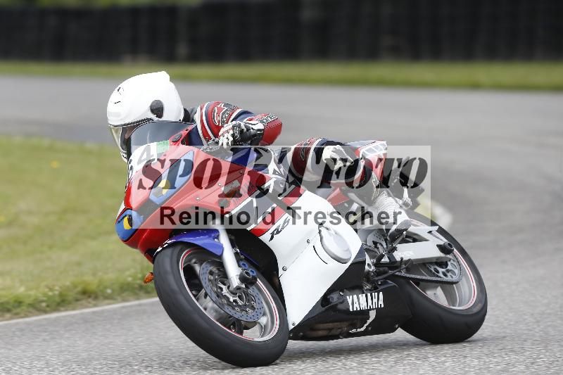 /24 08.06.2025 TZ Motorsport ADR/Gruppe gruen/64-1